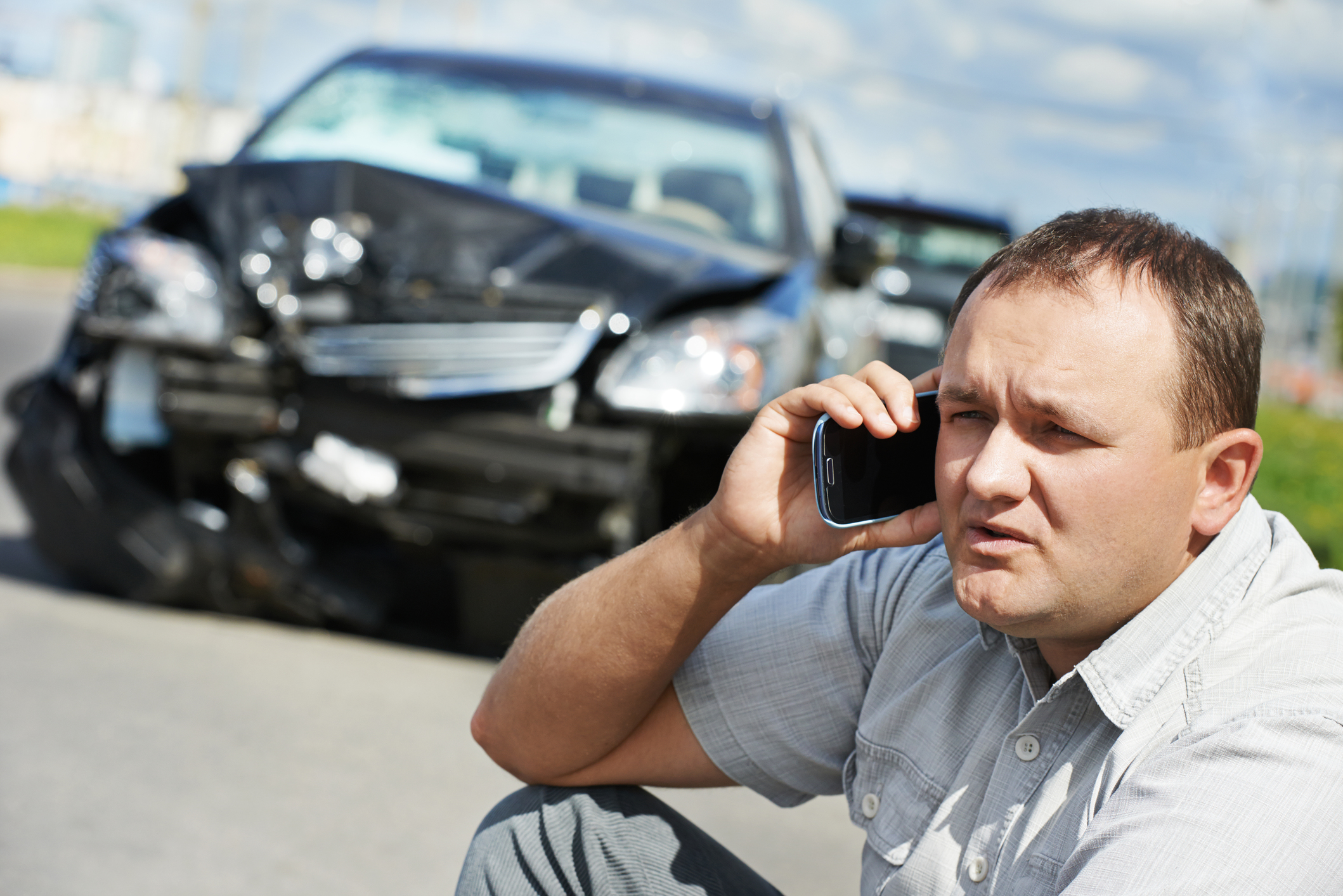 Roncsauto Auto Alkatresz Bonto Karosszeria Motor Valto Garancia